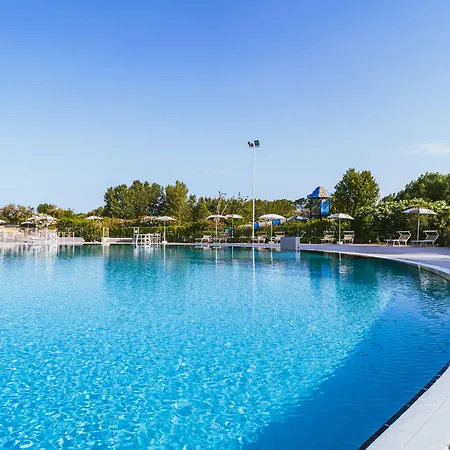 Club Del Sole Vigna Sul Mar Family Collection