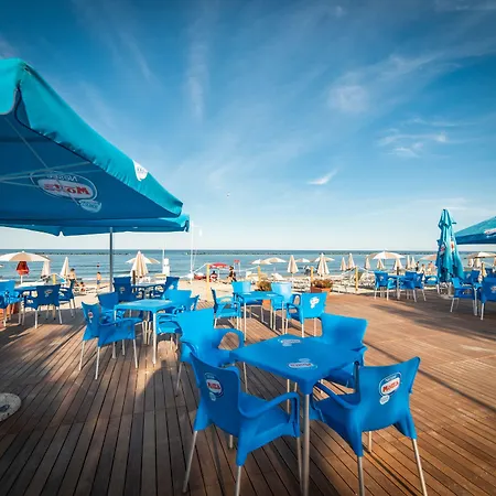 Kompleks wypoczynkowy Club Del Sole Vigna Sul Mar Family Collection 4*